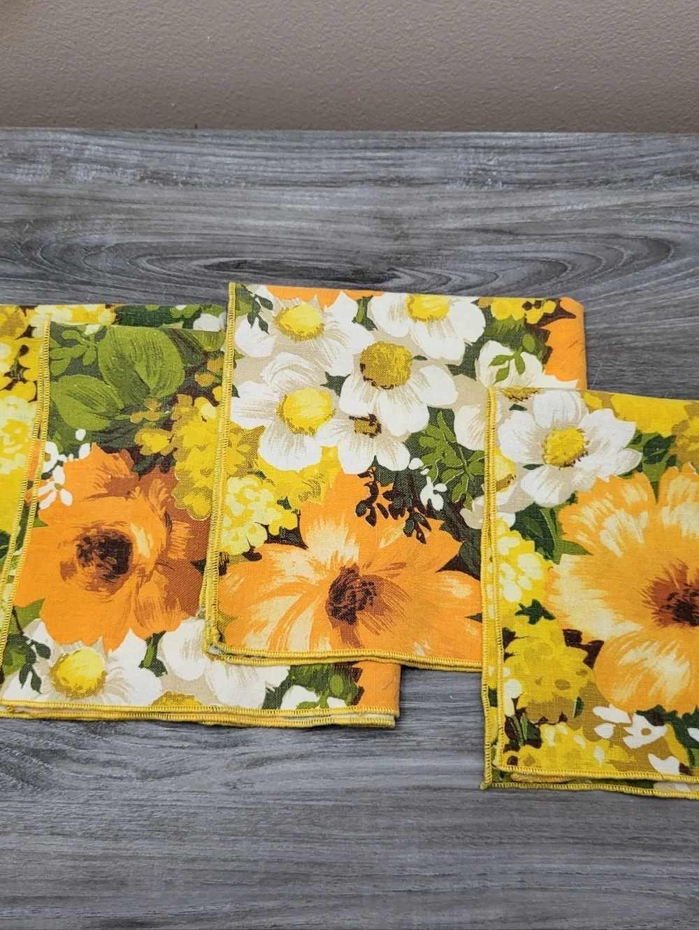 Vintage Floral Cotton Square Napkins Set Of 4 1970s